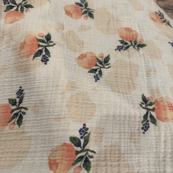 Little Unicorn Floral Muslin Swaddle Blanket - Picture 2 of 3